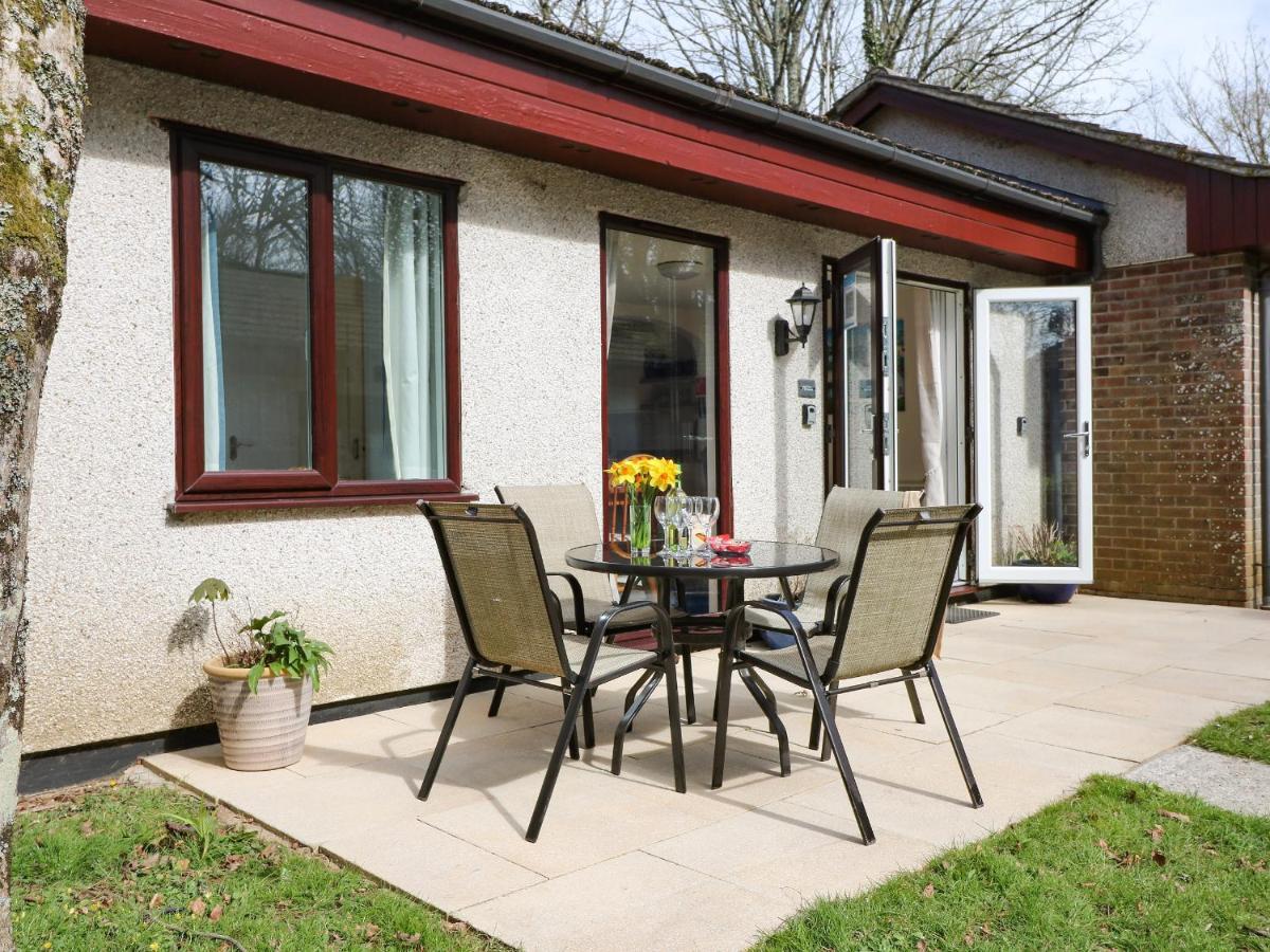 Miles Retreat Hayle